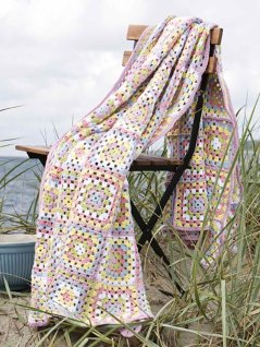 Hæklet plaid i mormor firkanter