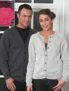 Slätstickade raglantröjor och koftor