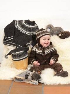 Rundstrikket cardigan, sweater og huer