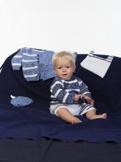 Stribet cardigan, sweater, bukser og hue