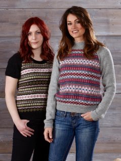 Mønstret strikket trøje med korte og lange ærmer