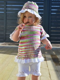 Tunika, bukser og hue