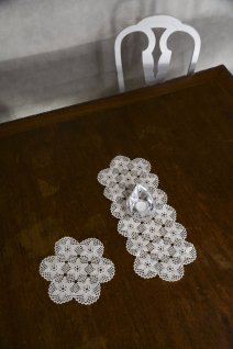 Hæklet dug og løber