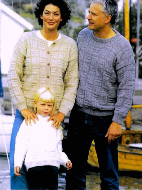 Familie model sweater og cardigan