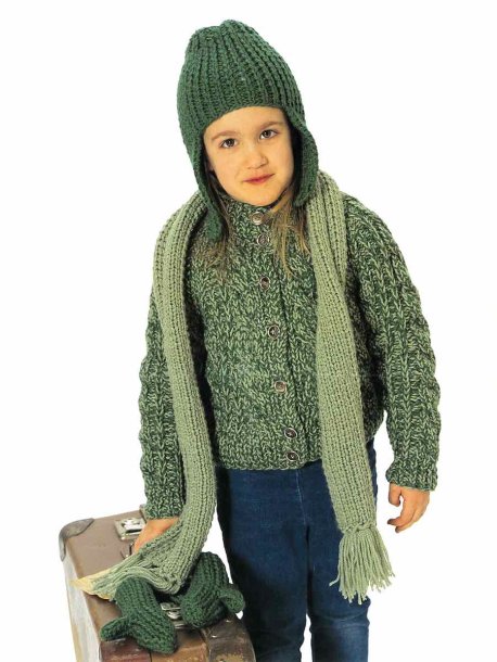 Dobbeltstrikket cardigan, hue, vanter og tørklæde