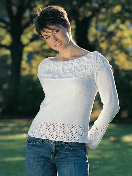 Jumper med blondekanter