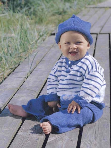 Tröja med delfiner, byxa och mössa