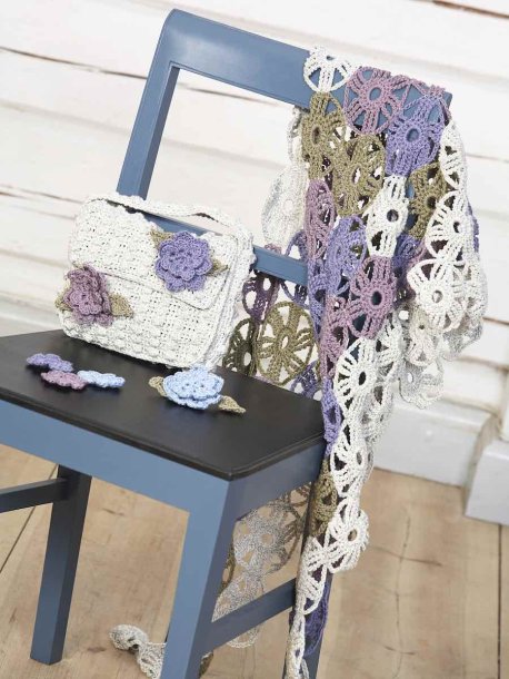 Hæklet sjal, taske og broche