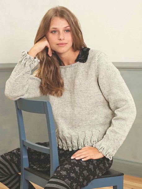 Sweater med mønstret kant