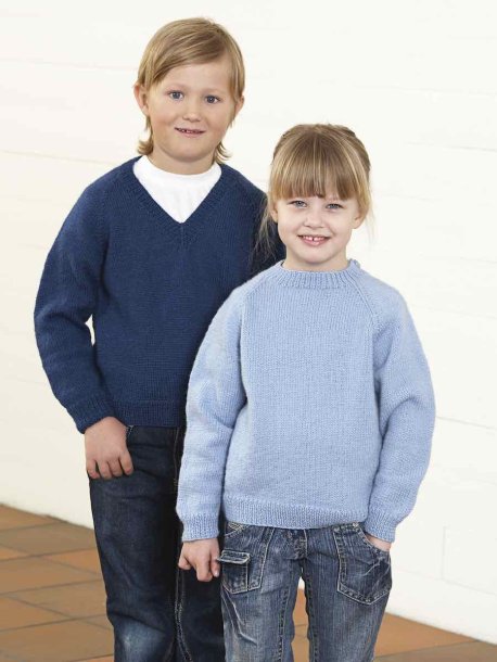 Ensfarvet striktrøjer og cardigans