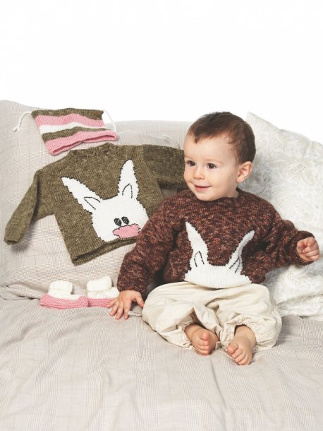 Strikket sweater med kanin, samt hue og støvletter