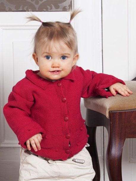 Cardigan, kjole og huer i struktur