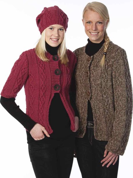 Kabelcardigan med korte eller lange ærmer og hue