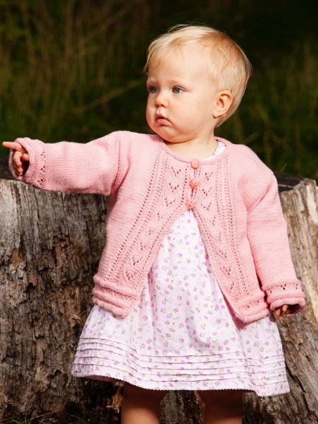 Blondestrikket sweater og cardigan