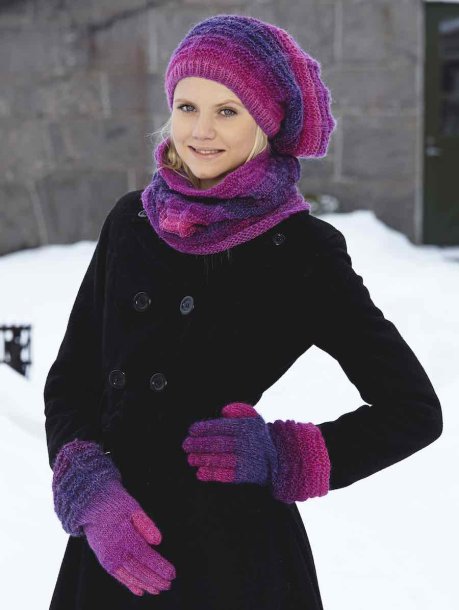 Hat, vanter og tørklædepolo i dobbelt garn