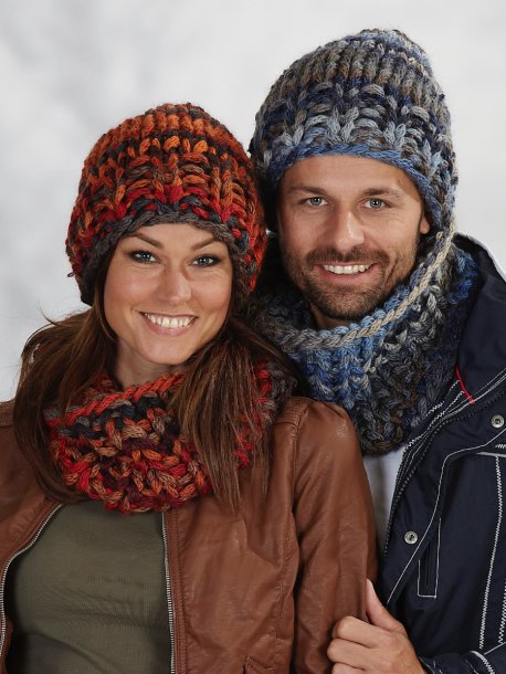 Strikket imiteret polo og hue