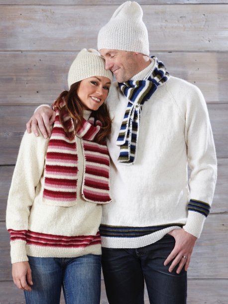 Stribet sweater, hue og tørklæde