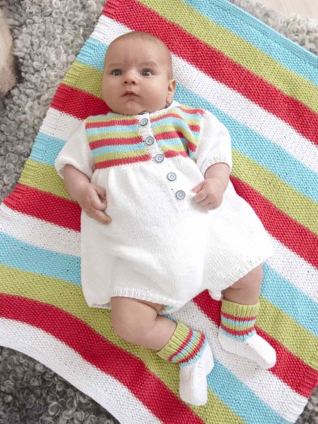 Baby overalls, sokker og tæppe