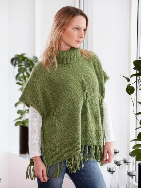 Poncho med fletning