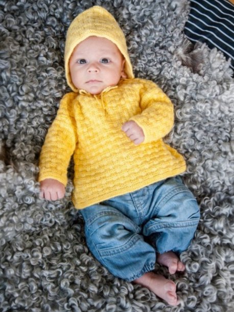 Sweater, hue og kasket