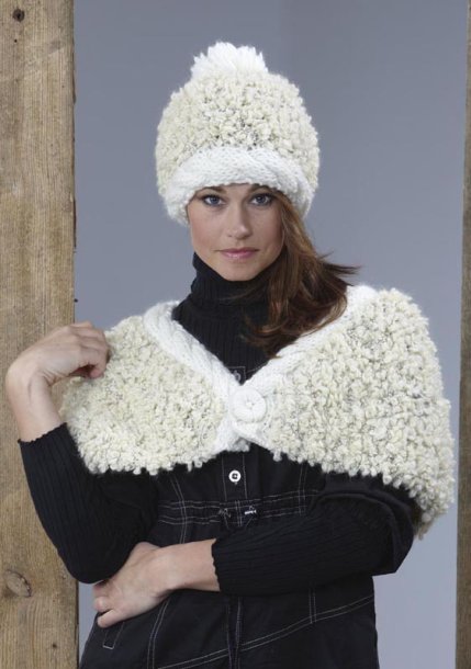 Skuldervarmere og hat