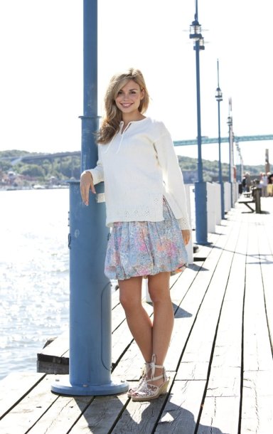 Sweater med tekstureret kant