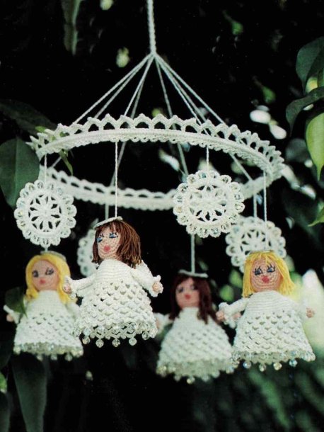 Mobil med änglar och stjärnor