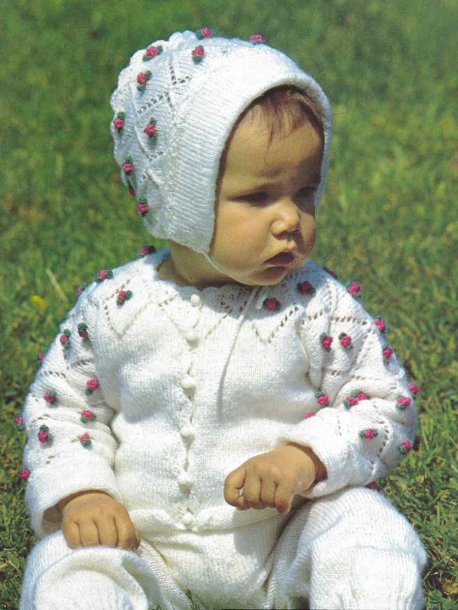 Kofta, byxa och mössa