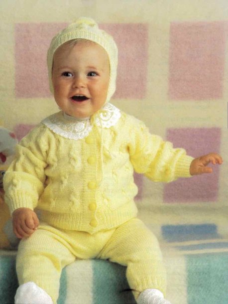 Kofta, byxa och mössa