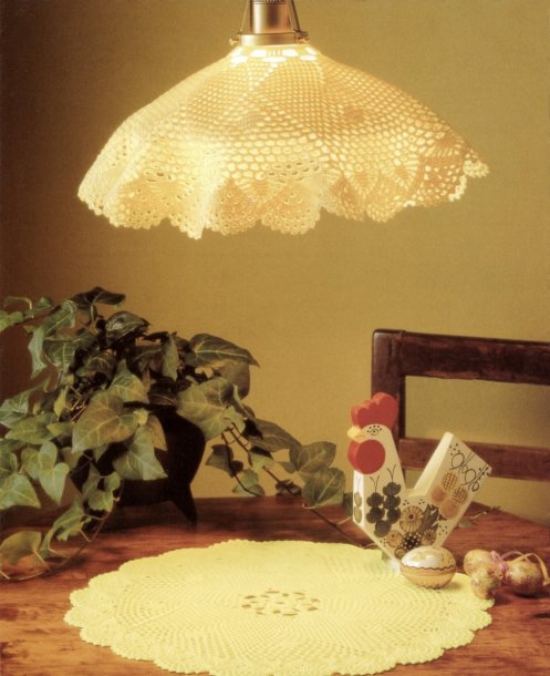 Rund duk och lampslöja